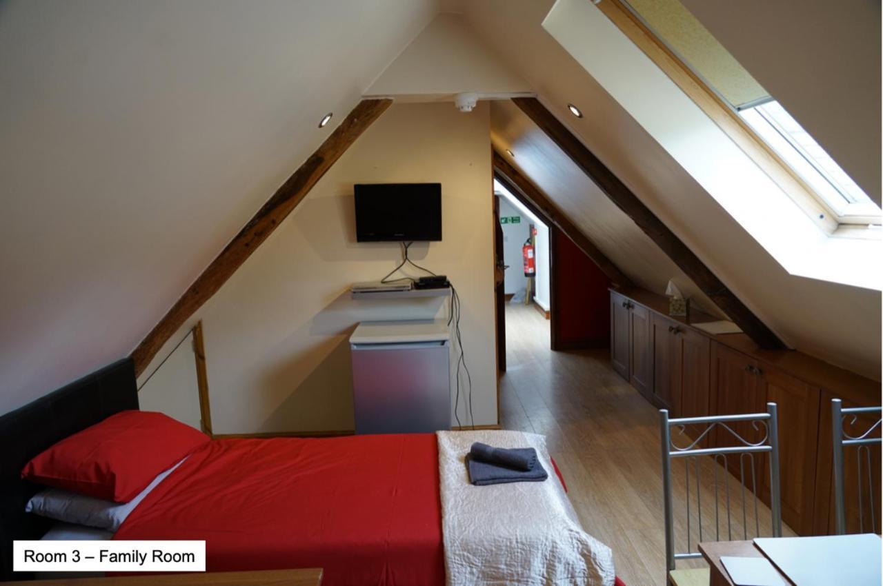 Pentre Riding Stables Hotell Abercraf Eksteriør bilde